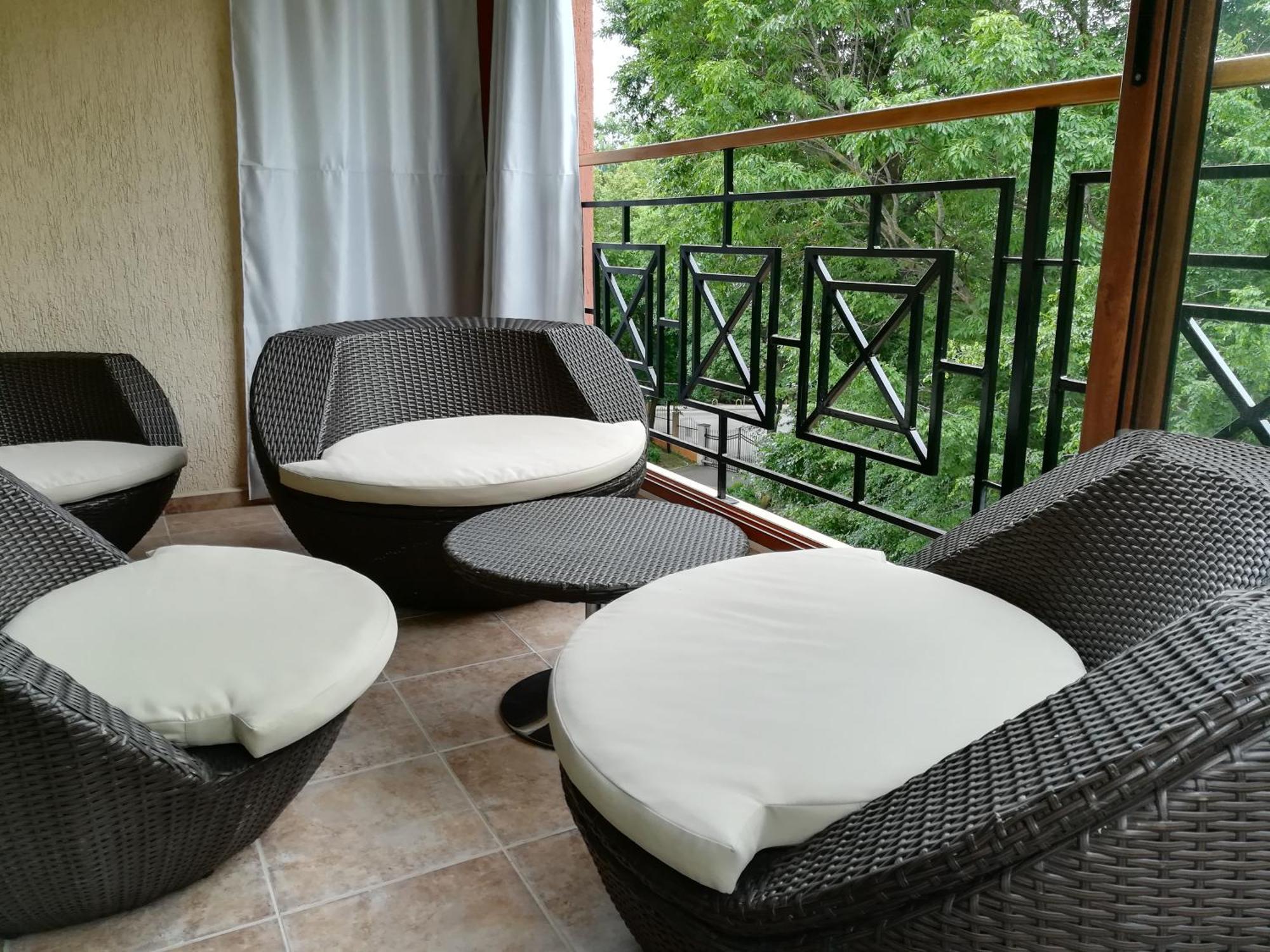 Sunrise Complex Apartments Golden Sands Ngoại thất bức ảnh